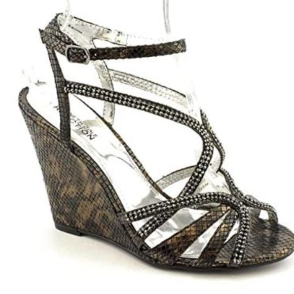 Kenneth Cole Reaction "Dove" Wedge Heel Sandals Size 6.5M - Picture 1 of 12